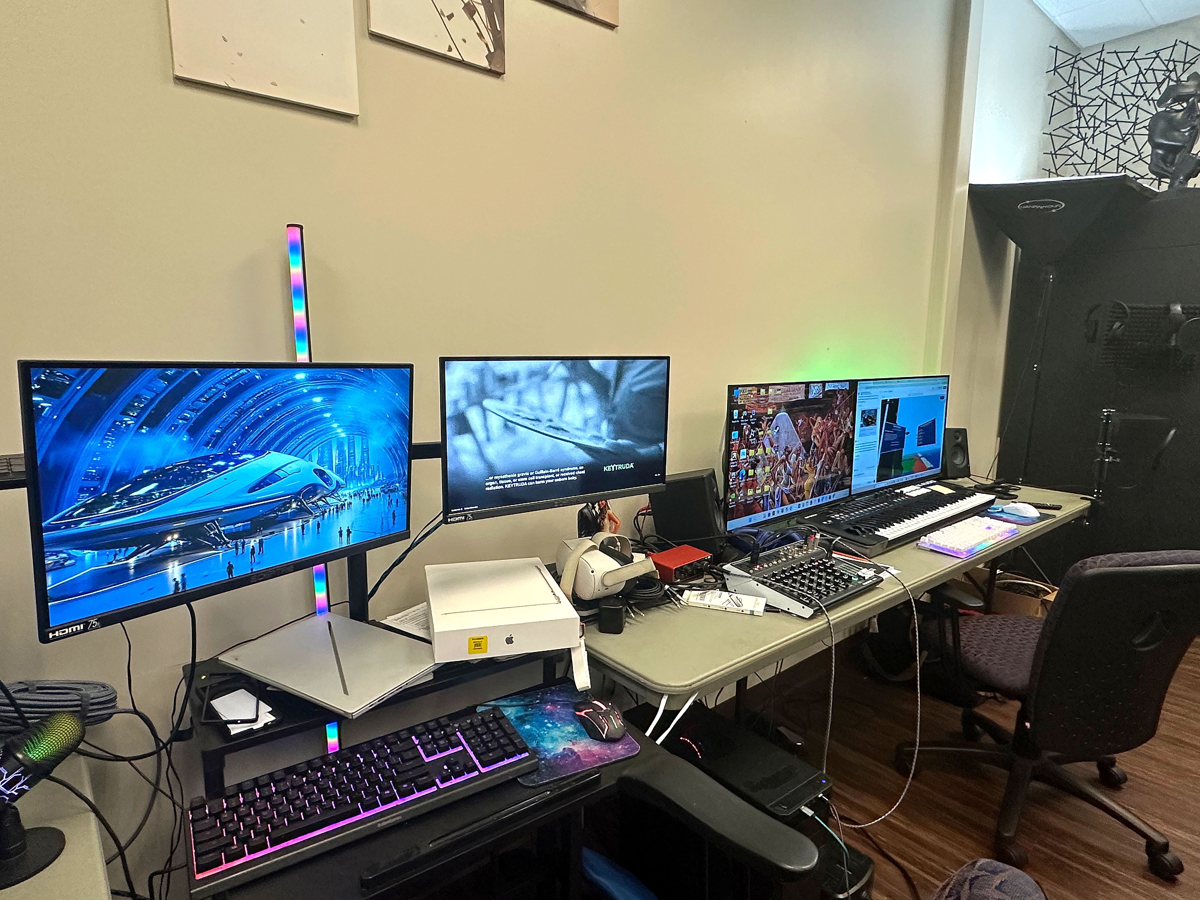 Multi-monitor gaming setup