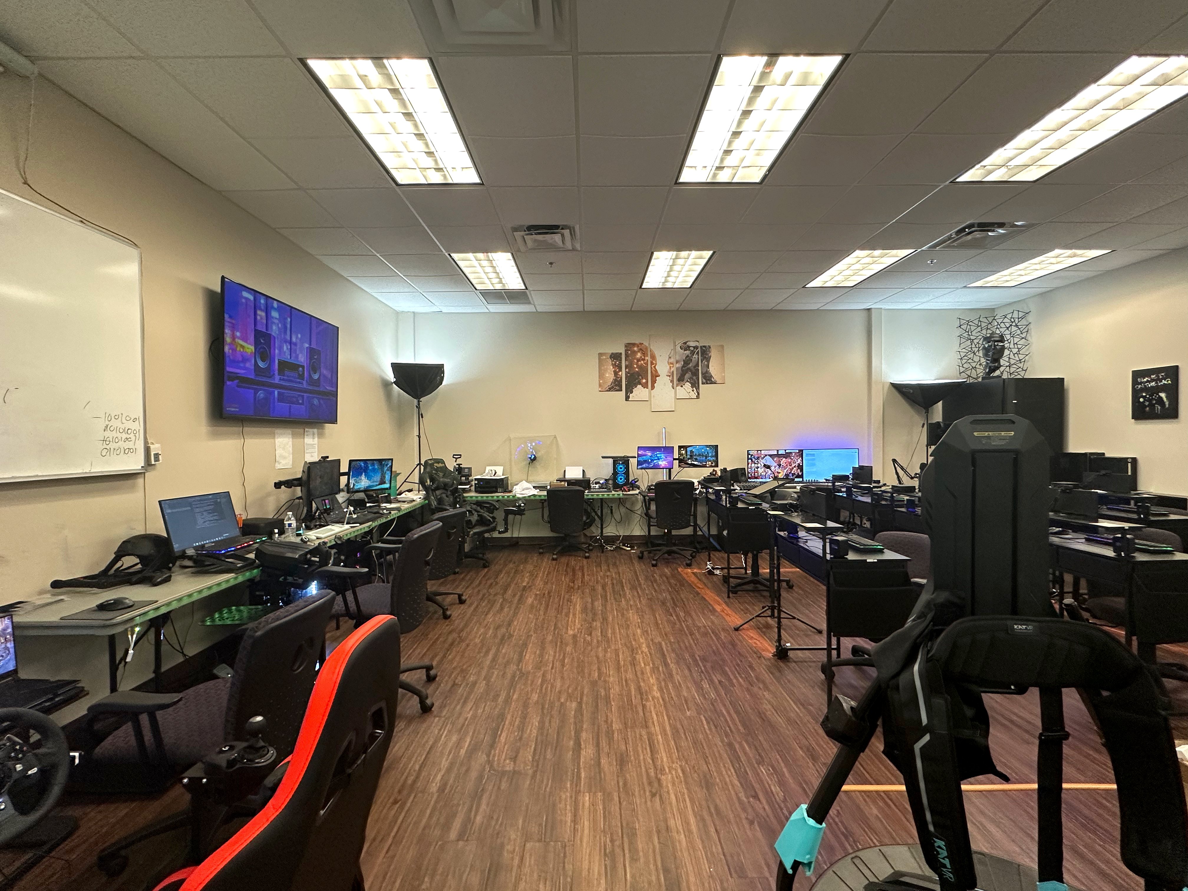 Extended gaming floor with multiple gaming stations